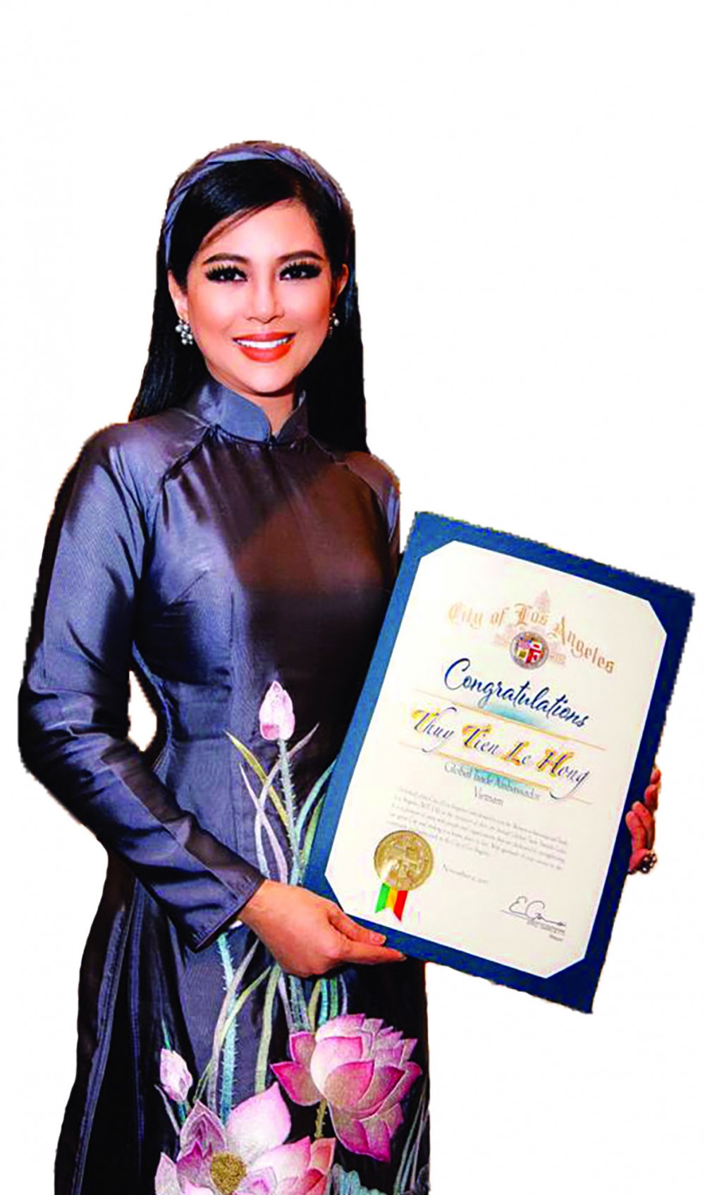 ‘Chuyển mình thầm lặng’ với sứ mệnh mang tinh hoa Việt vươn tầm thế giới ‘Chuyển mình thầm lặng’ với sứ mệnh mang tinh hoa Việt vươn tầm thế giới