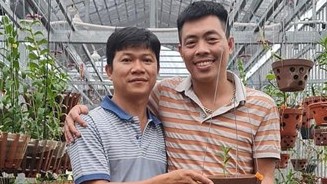 Nghệ nhân Vũ Doãn Hiếu với những khó khăn và thách thức trong trồng và chăm sóc lan