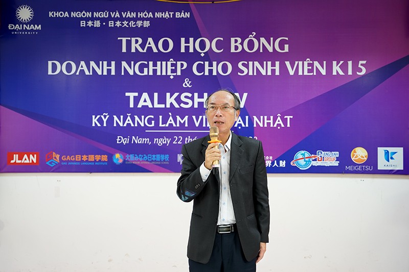 TS Lương Cao Đông – Hiệu trưởng Nhà trường gửi lời cảm ơn đến các Tổ chức doanh nghiệp Nhật Bản đã và đang đồng hành với Khoa NN & VH Nhật Bản. TS Lương Cao Đông – Hiệu trưởng Nhà trường gửi lời cảm ơn đến các Tổ chức doanh nghiệp Nhật Bản đã và đang đồng hành với Khoa NN & VH Nhật Bản.