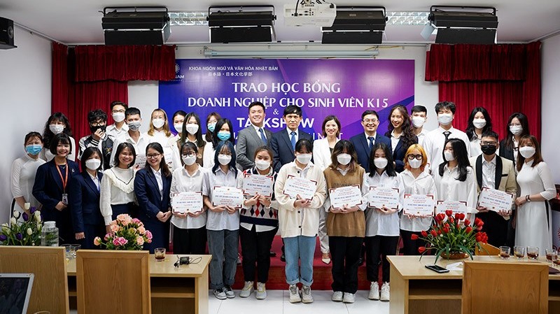 Quỹ học bổng cho sinh viên Khoa Ngôn ngữ và Văn hoá Nhật Bản