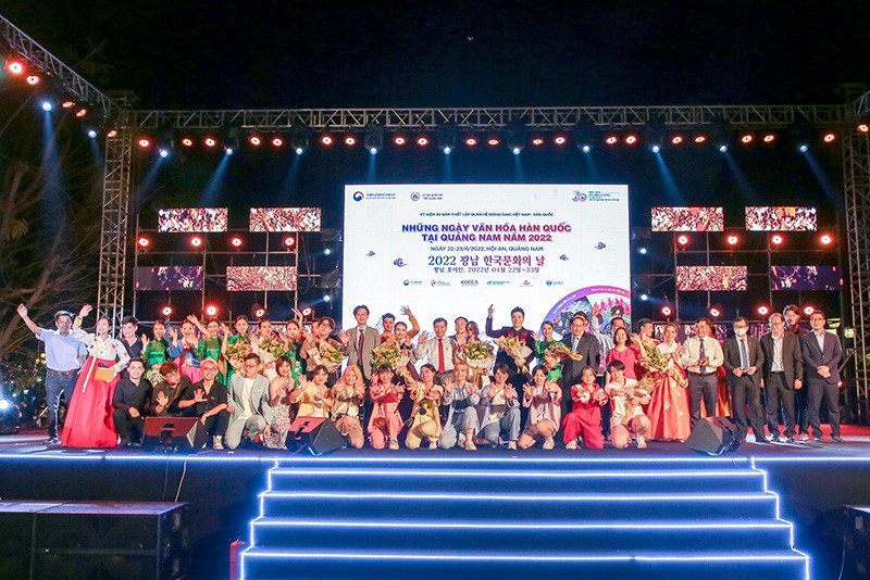 Tận hưởng không gian đậm sắc Việt Nam - Hàn Quốc