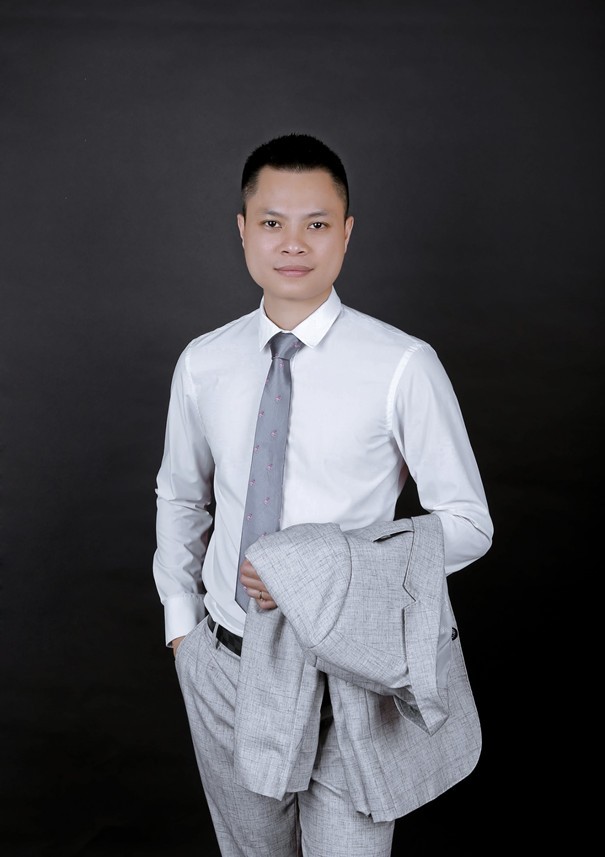 Phạm Văn Chiến: Ông chủ vườn ươm lan đột biến giá trị khủng