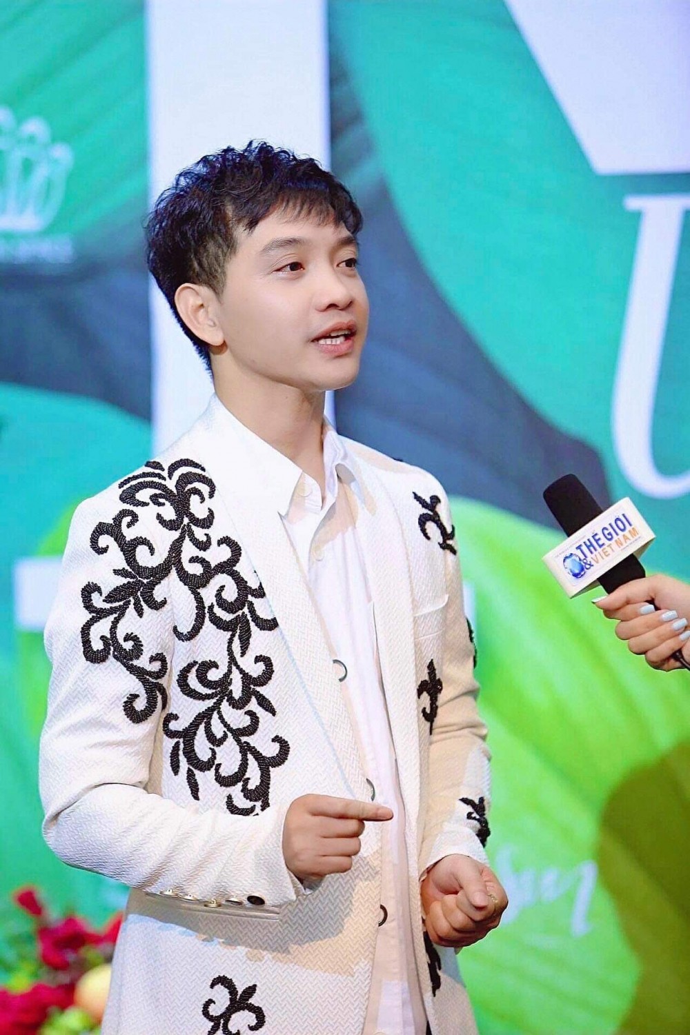 Nếu sự nghiệp của tôi được coi là thành công, tôi nghĩ niềm đam mê bất tận và cái tâm làm nghề của mình đứng đằng sau thành công ấy. Nếu sự nghiệp của tôi được coi là thành công, tôi nghĩ niềm đam mê bất tận và cái tâm làm nghề của mình đứng đằng sau thành công ấy.