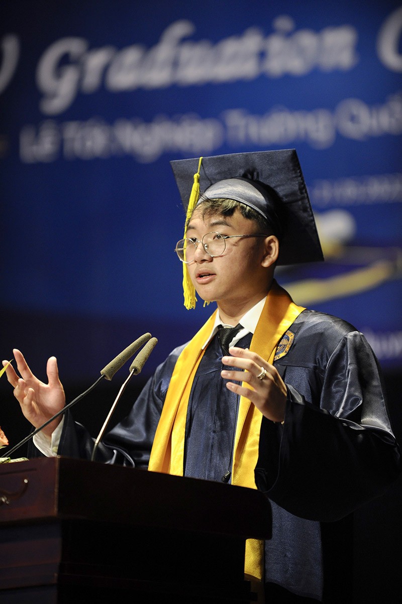 Trường Quốc tế Hoa Kỳ APU tổ chức Lễ Tốt Nghiệp và khen thưởng các em học sinh xuất sắc năm học 2021-2022