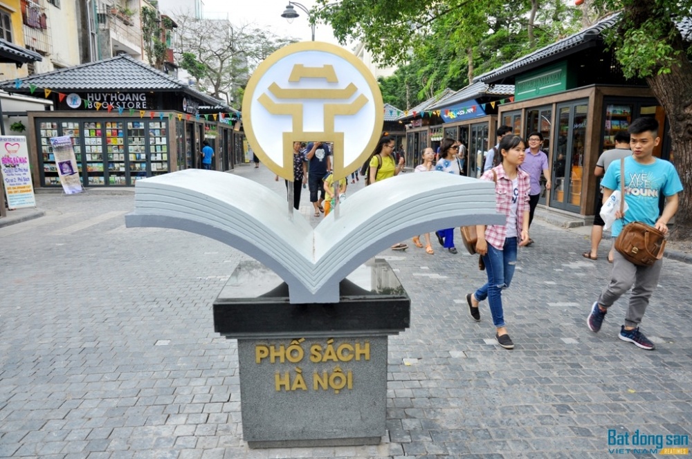 undefined 5814 pho sach ha noi reatimes vn 1494084783