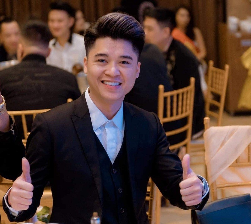 Cài đặt thành công Windows 11 lên điện thoại Xiaomi Cài đặt thành công Windows 11 lên điện thoại Xiaomi