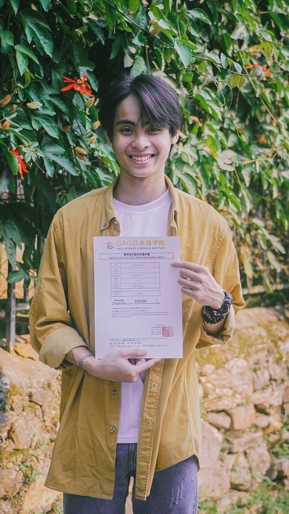 Thành An vui mừng đón nhận giấy báo trúng tuyển và học bổng của Học viện Nhật ngữ GAG. Thành An vui mừng đón nhận giấy báo trúng tuyển và học bổng của Học viện Nhật ngữ GAG.