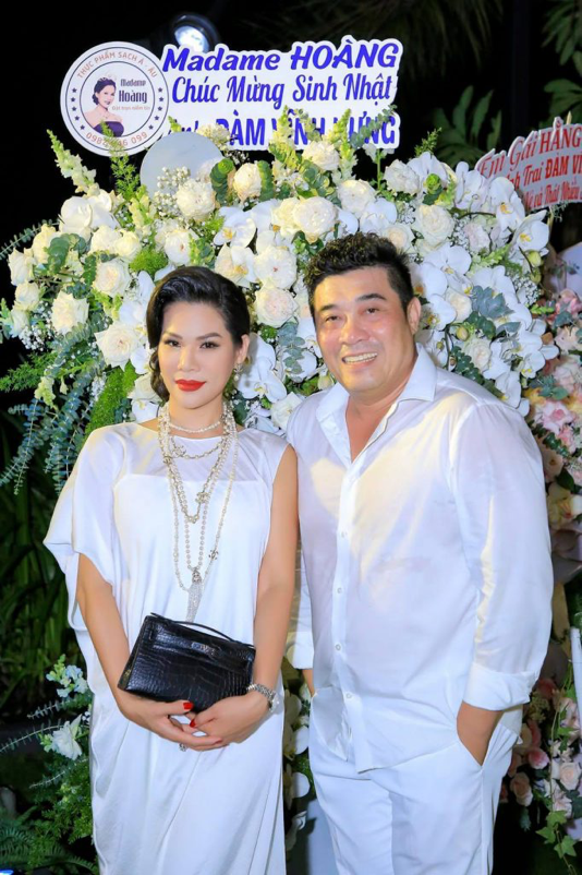 Hoa khôi Hương Hoàng và dàn sao hội ngộ sinh nhật ca sĩ Đàm Vĩnh Hưng