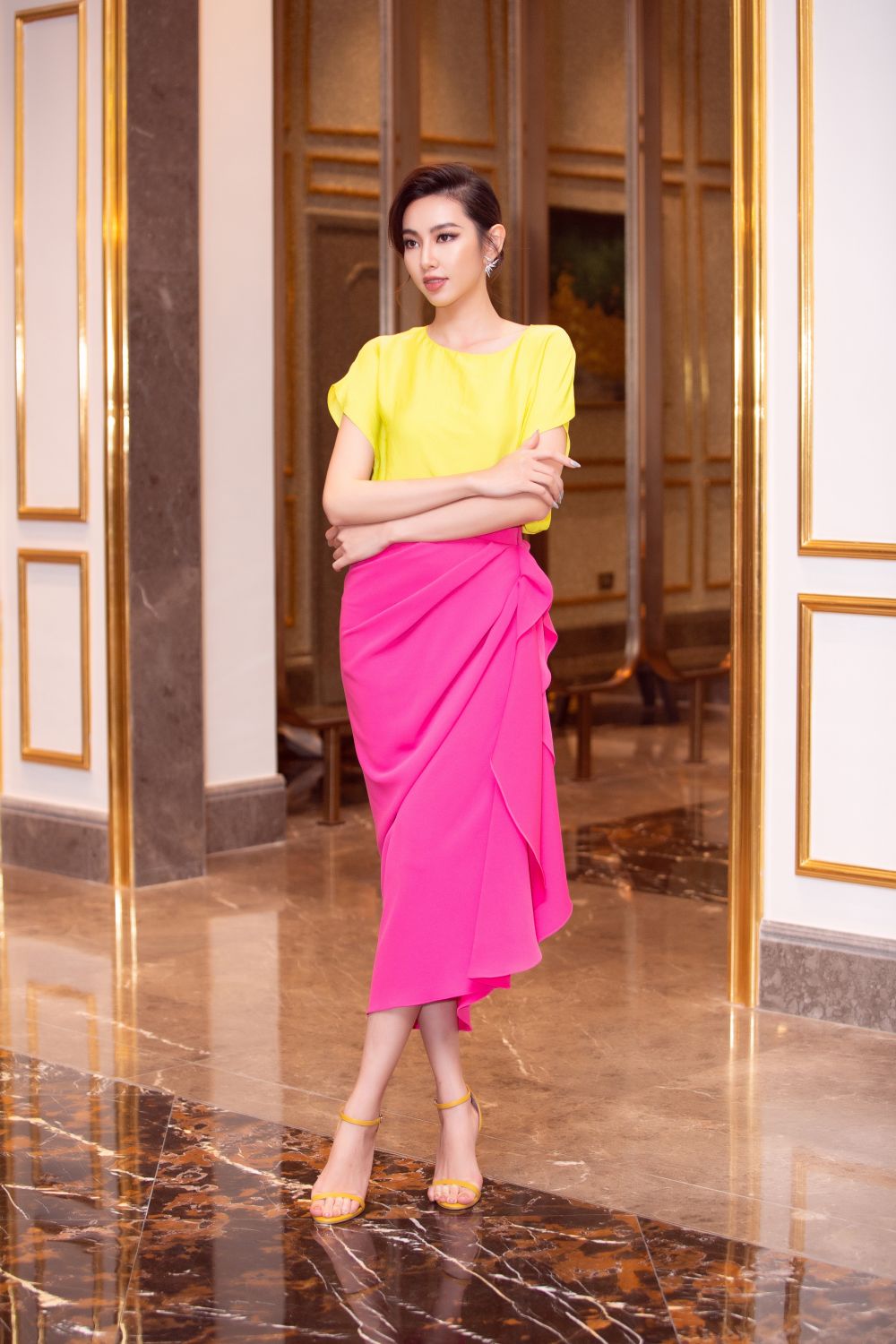 Hoa hậu Việt Nam 2020: Dàn Sao Việt khoe sắc rực rỡ tại họp báo bán kết toàn quốc