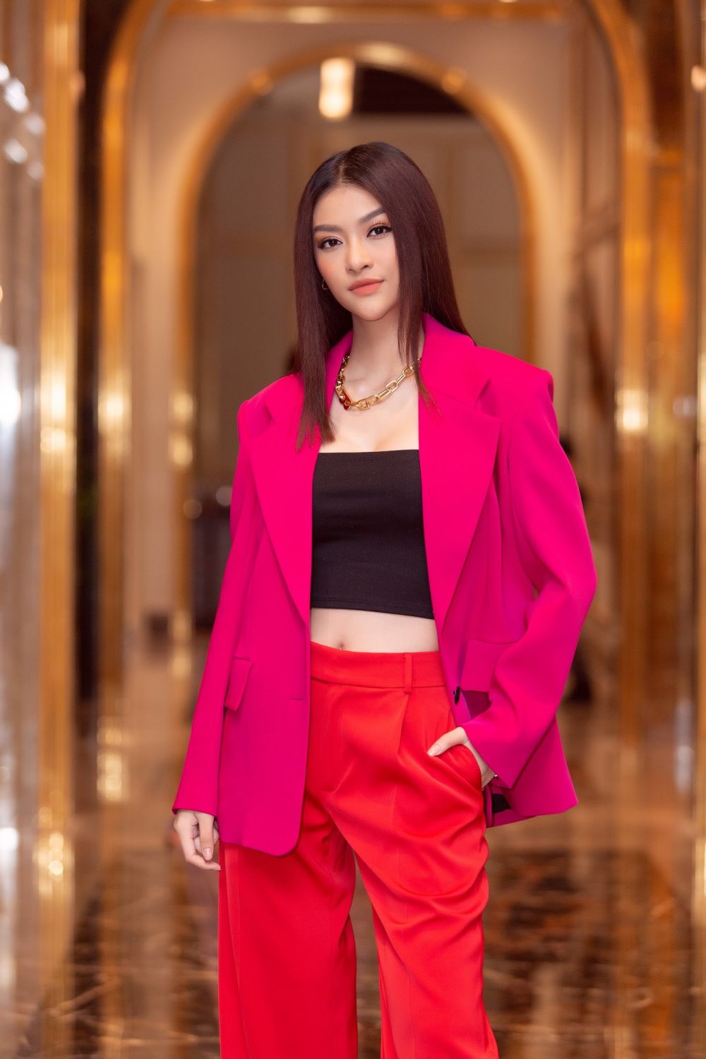 Hoa hậu Việt Nam 2020: Dàn Sao Việt khoe sắc rực rỡ tại họp báo bán kết toàn quốc