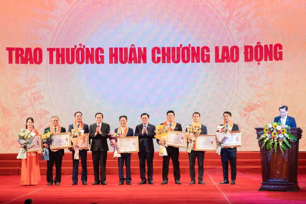 Dấu ấn Lễ tôn vinh doanh nhân, doanh nghiệp Thăng Long 2020 Dấu ấn Lễ tôn vinh doanh nhân, doanh nghiệp Thăng Long 2020