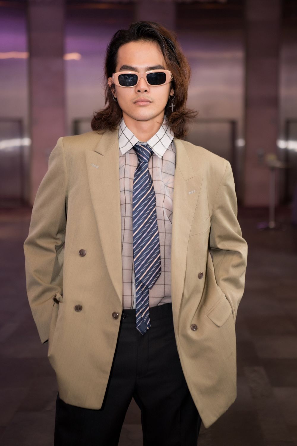 ca si khuu huy vu ra mat mv moi voi cu twist bat ngo