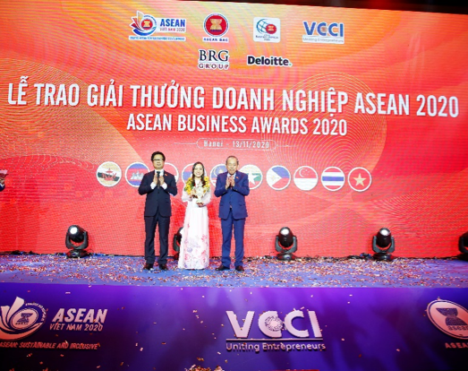 ABA 2020: Phó Thủ tướng Thường trực Trương Hoà Bình chúc mừng doanh nghiệp đạt giải thưởng ABA 2020: Phó Thủ tướng Thường trực Trương Hoà Bình chúc mừng doanh nghiệp đạt giải thưởng