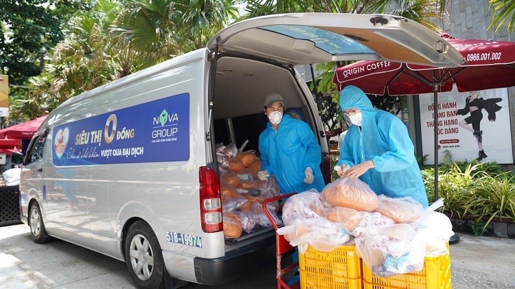 Yêu thương lan tỏa thông quan chương trình “Siêu thị 0 đồng” (Ảnh: NVL Group).