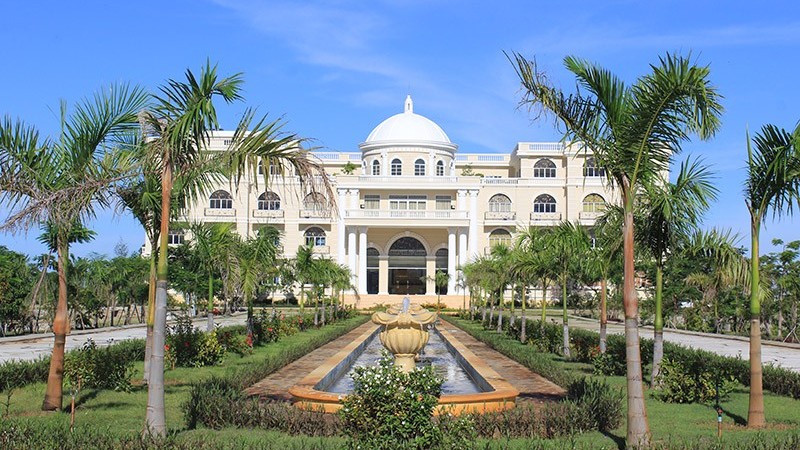 Học đại học tại Việt Nam – Nhận bằng tốt nghiệp đại học Mỹ