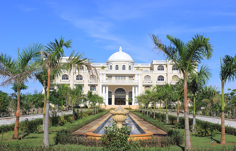 Học đại học tại Việt Nam – Nhận bằng tốt nghiệp đại học Mỹ