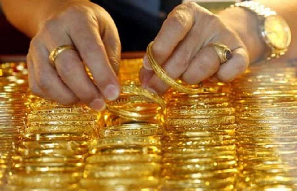 Giá vàng châu Á đi xuống do tình hình địa chính trị “hạ nhiệt”