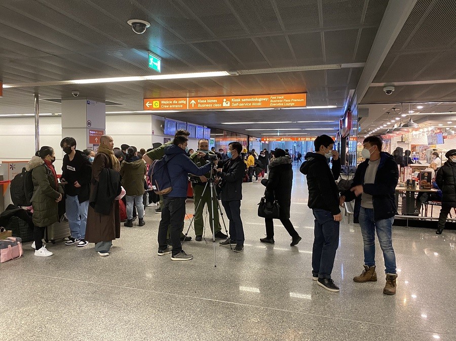 Cập nhật. Nỗ lực không ngừng nghỉ trong bảo hộ công dân Việt Nam ở Ukraine Cập nhật. Nỗ lực không ngừng nghỉ trong bảo hộ công dân Việt Nam ở Ukraine