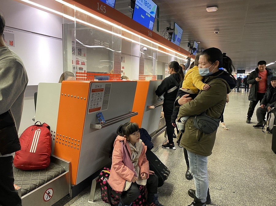 Cập nhật. Nỗ lực không ngừng nghỉ trong bảo hộ công dân Việt Nam ở Ukraine Cập nhật. Nỗ lực không ngừng nghỉ trong bảo hộ công dân Việt Nam ở Ukraine