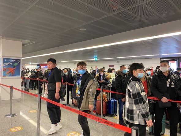 Cập nhật. Hai chuyến bay sơ tán công dân Việt Nam ở Ukraine khởi hành vào chiều 12/3 Cập nhật. Hai chuyến bay sơ tán công dân Việt Nam ở Ukraine khởi hành vào chiều 12/3