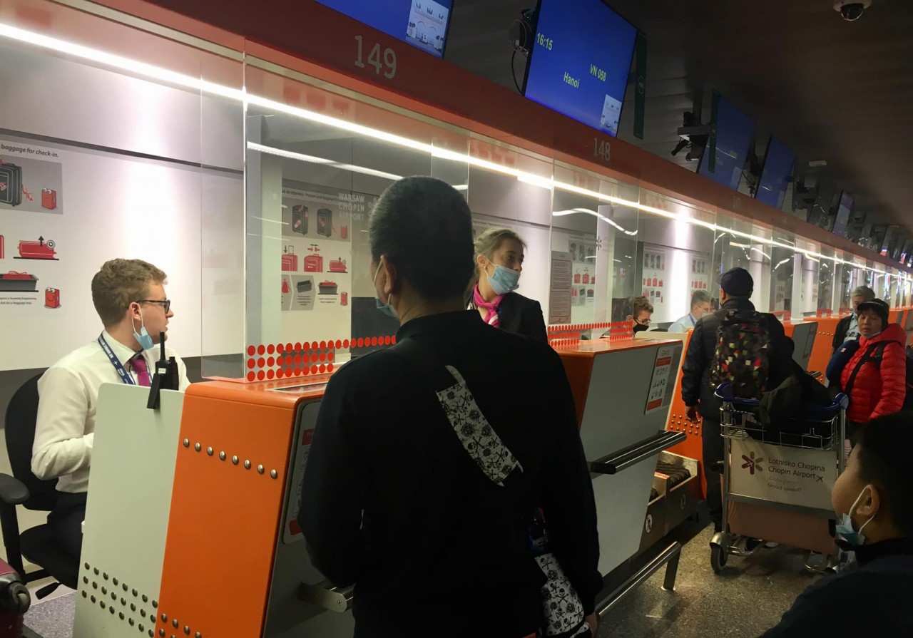 Cập nhật. Hai chuyến bay sơ tán công dân Việt Nam ở Ukraine khởi hành vào chiều 12/3 Cập nhật. Hai chuyến bay sơ tán công dân Việt Nam ở Ukraine khởi hành vào chiều 12/3