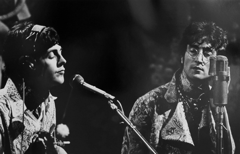 Những bức ảnh về The Beatles chưa từng được biết đến