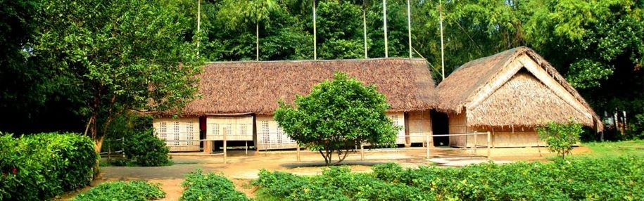 Tháng Năm trên quê hương Bác