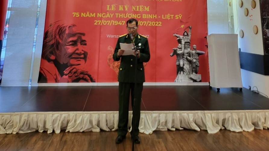 Kỷ niệm 75 năm ngày thương binh liệt sỹ tại Ba Lan Kỷ niệm 75 năm ngày thương binh liệt sỹ tại Ba Lan