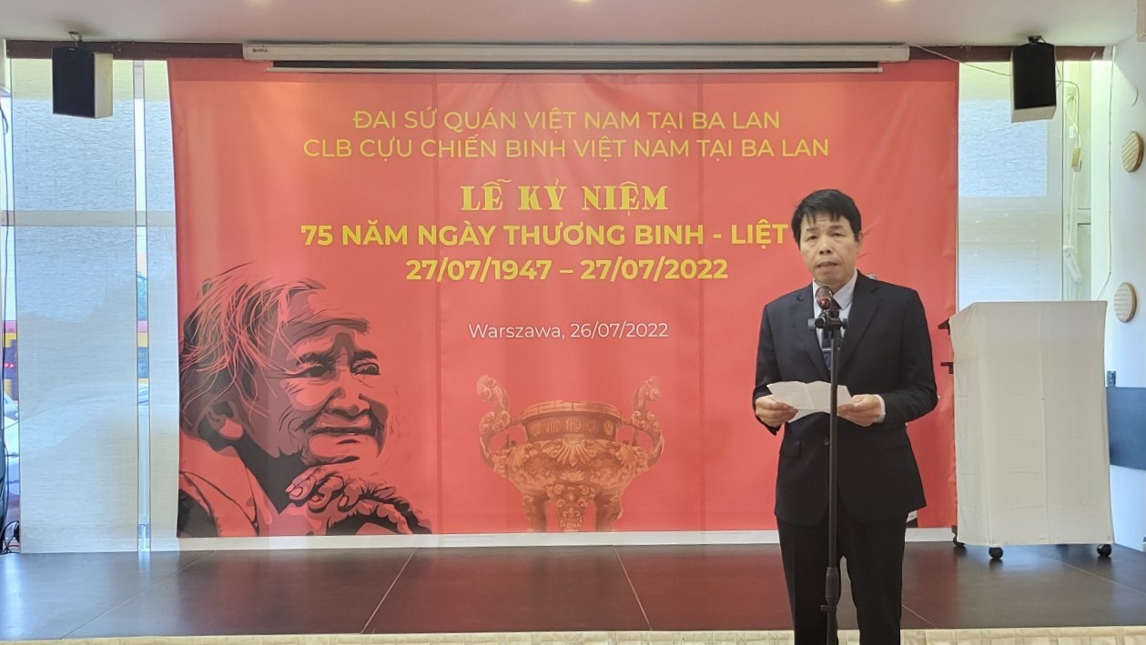 Kỷ niệm 75 năm ngày thương binh liệt sỹ tại Ba Lan Kỷ niệm 75 năm ngày thương binh liệt sỹ tại Ba Lan