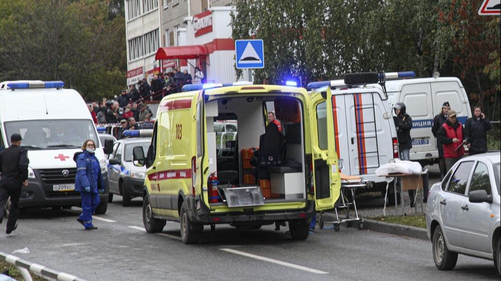 Điện thăm hỏi về vụ xả súng tại trường học ở thành phố Izhevsk (Nga)