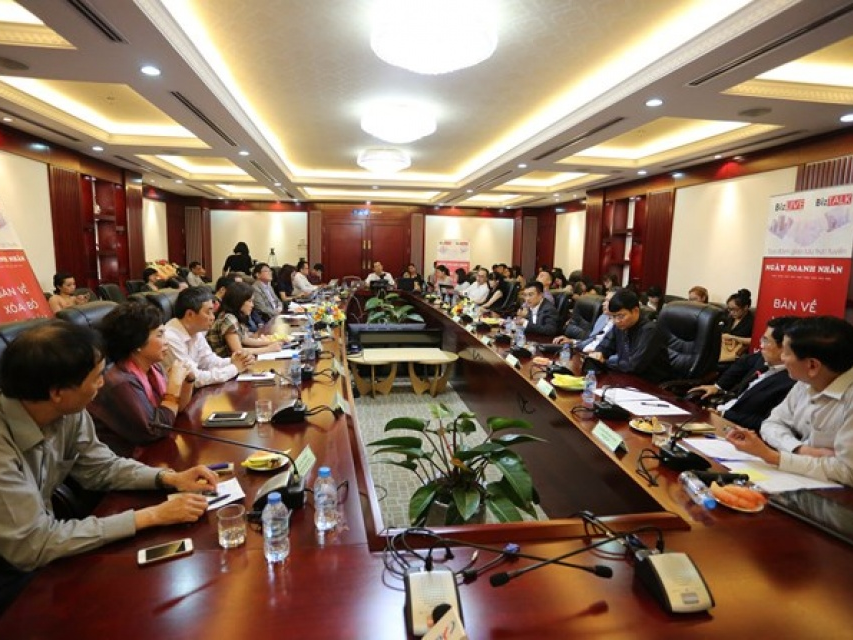 Luật vẫn còn những câu “khẩu hiệu”