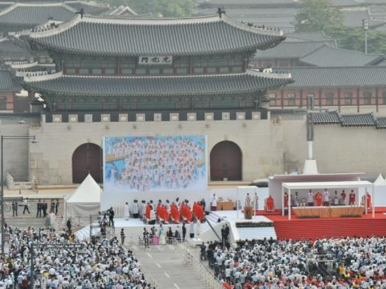 Seoul muốn dựng “cây cầu hợp tác” với Bình Nhưỡng