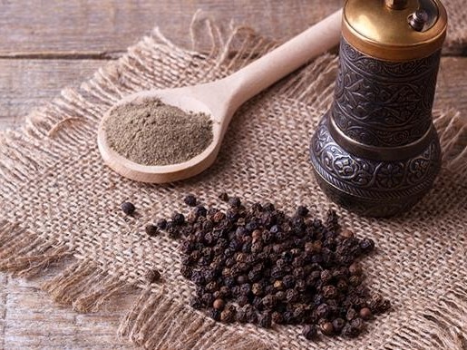 Giá cà phê hôm nay 26/1: Sàn phái sinh tiếp tục 'nhuốm đỏ'; Giá hồ tiêu thế giới tăng trở lại