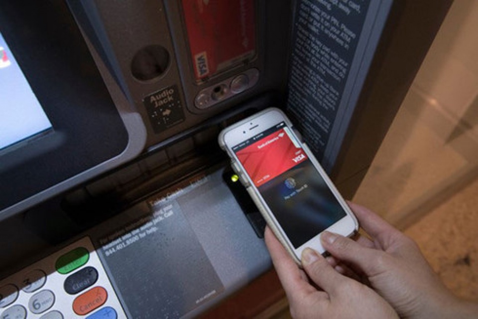 Mỹ: Rút tiền tại cây ATM không cần thẻ? my rut tien tai cay atm khong can the