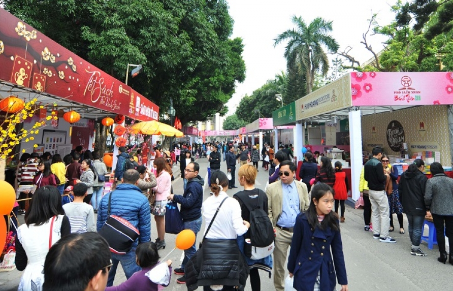 Du Xuân dạo Phố sách Xuân Mậu Tuất tại Hà Nội