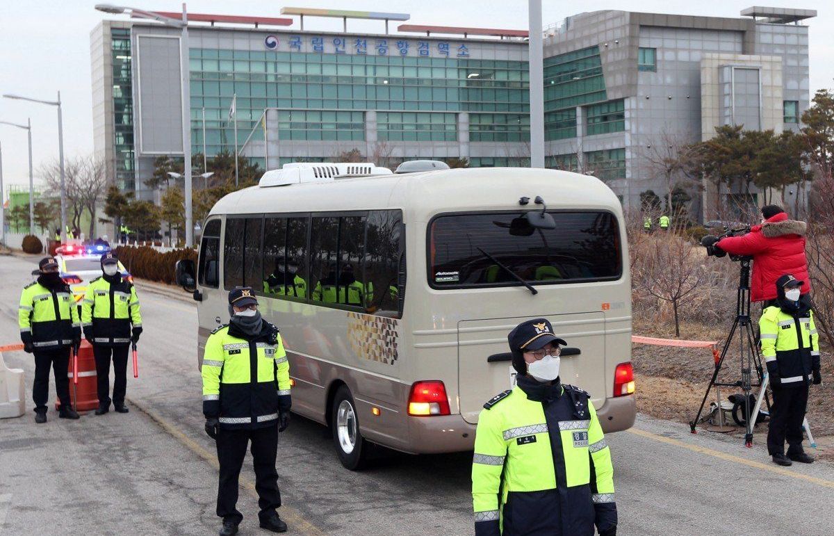 Dịch virus corona: Ca nhiễm tại Hàn Quốc hé lộ con đường truyền bệnh mới