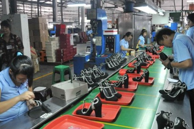 Tham gia EVFTA: Việt Nam nên cẩn trọng với bẫy thu nhập thấp