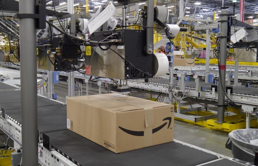 Ai đã cướp việc làm của người Mỹ?