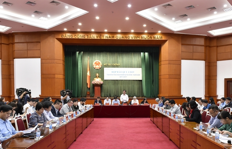 Hoàn thiện chính sách về quản lý nguồn thu từ cổ phần hóa, thoái vốn nhà nước