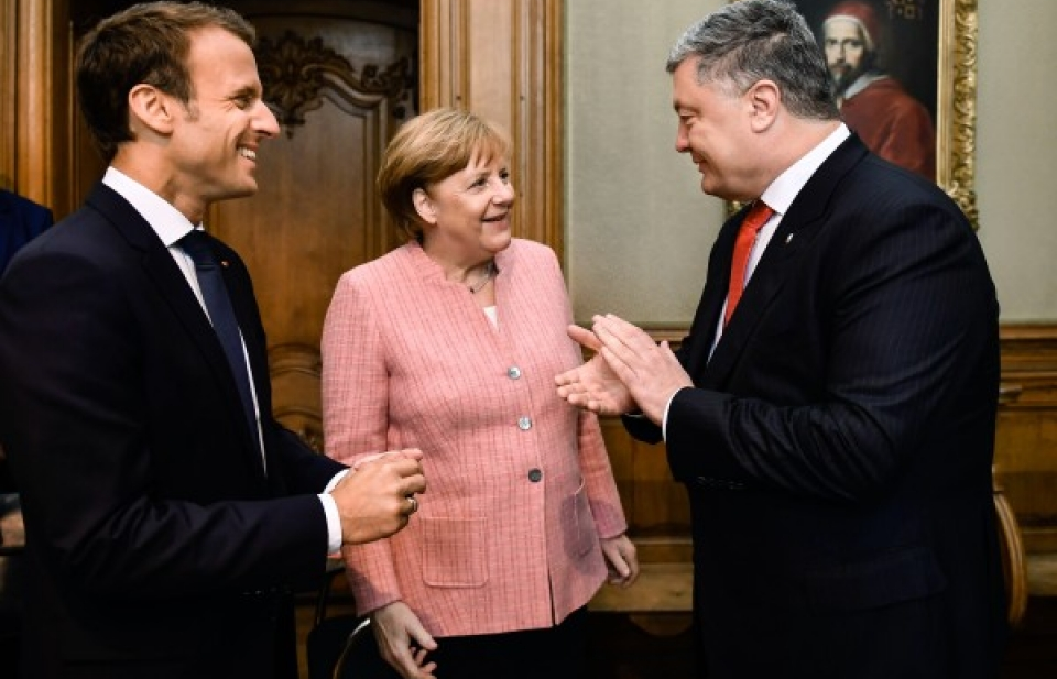 Châu Âu xem xét việc phòng thủ độc lập, không dựa vào Mỹ