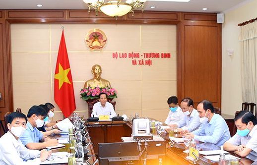 Bao nhiêu tiền trong gói hỗ trợ 62.000 tỷ đồng đã tới tay người dân?