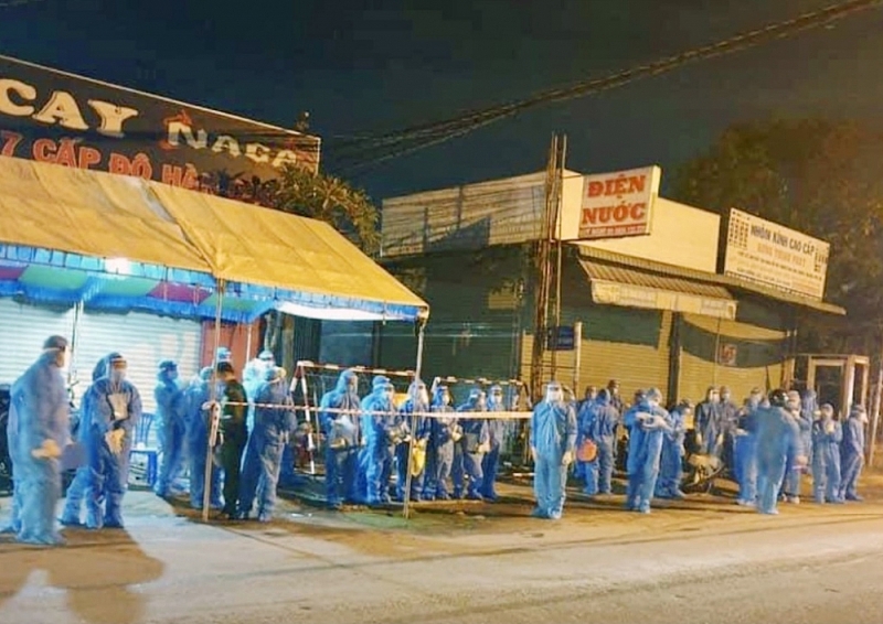 Covid-19 tại Việt Nam. trưa 19/6: ; 12 trường hợp F1 dương tính, Bình Dương thực hiện giãn cách nhiều địa phương. (Nguồn: Thanhnien) Covid-19 tại Việt Nam. trưa 19/6: ; 12 trường hợp F1 dương tính, Bình Dương thực hiện giãn cách nhiều địa phương. (Nguồn: Thanhnien)