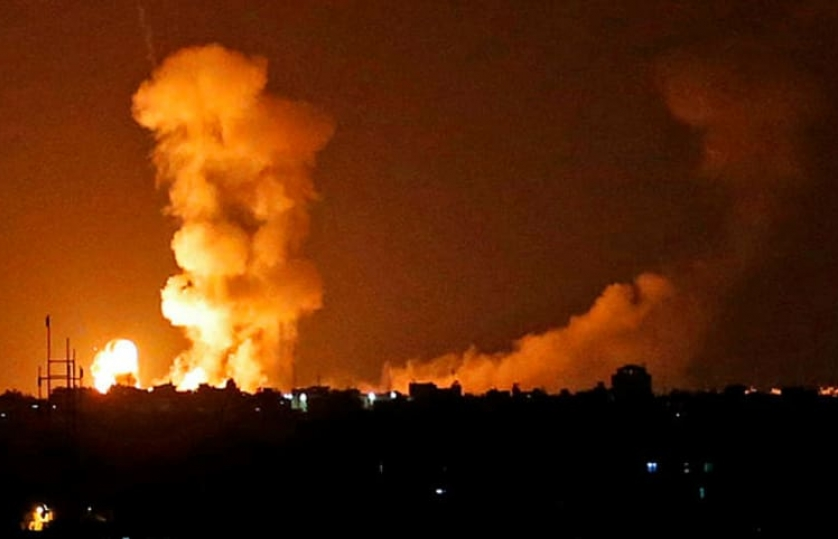 Israel không kích Syria