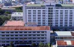 Covid-19 tại Việt Nam sáng 25/7: Thêm 2 ca dương tính nhập cảnh, số người được cách ly lên 11.815, thông tin thêm về ca nghi nhiễm ở Đà Nẵng