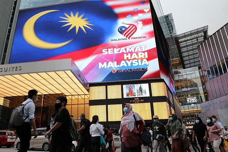 Kinh nghiệm chống dịch trong các khu công nghiệp và đề xuất mở cửa kinh tế thời Covid-19: Trường hợp Malaysia