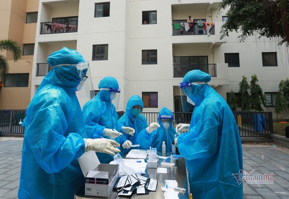 Bên trong khu điều trị bệnh nhân Covid-19 nặng ở TP. Hồ Chí Minh, Bên trong khu điều trị bệnh nhân Covid-19 nặng ở TP. Hồ Chí Minh,