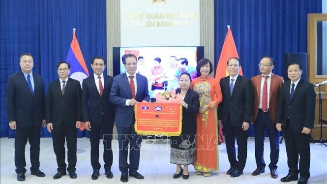 Giao lưu hữu nghị, sâu đậm tình cảm Việt-Lào tại LB Nga