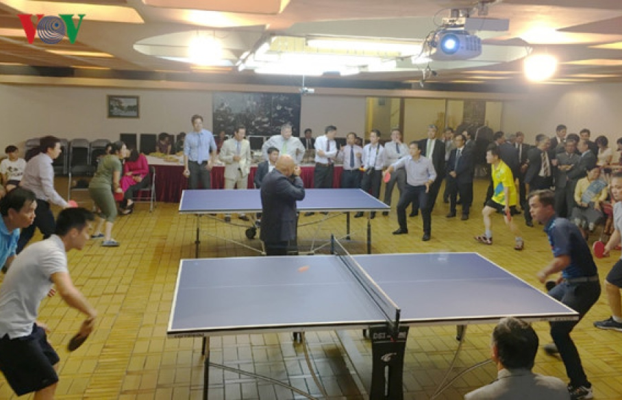 Giao lưu hữu nghị Việt Nam - Lào tại Paris