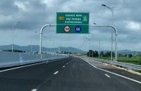 cang tau khach quoc te ha long don chuyen tau khach dau tien