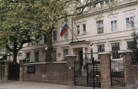 Mong cải thiện quan hệ song phương với Anh, Nga vẫn đợi London hành động trước